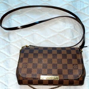 Louis Vuitton Favorite PM $1275